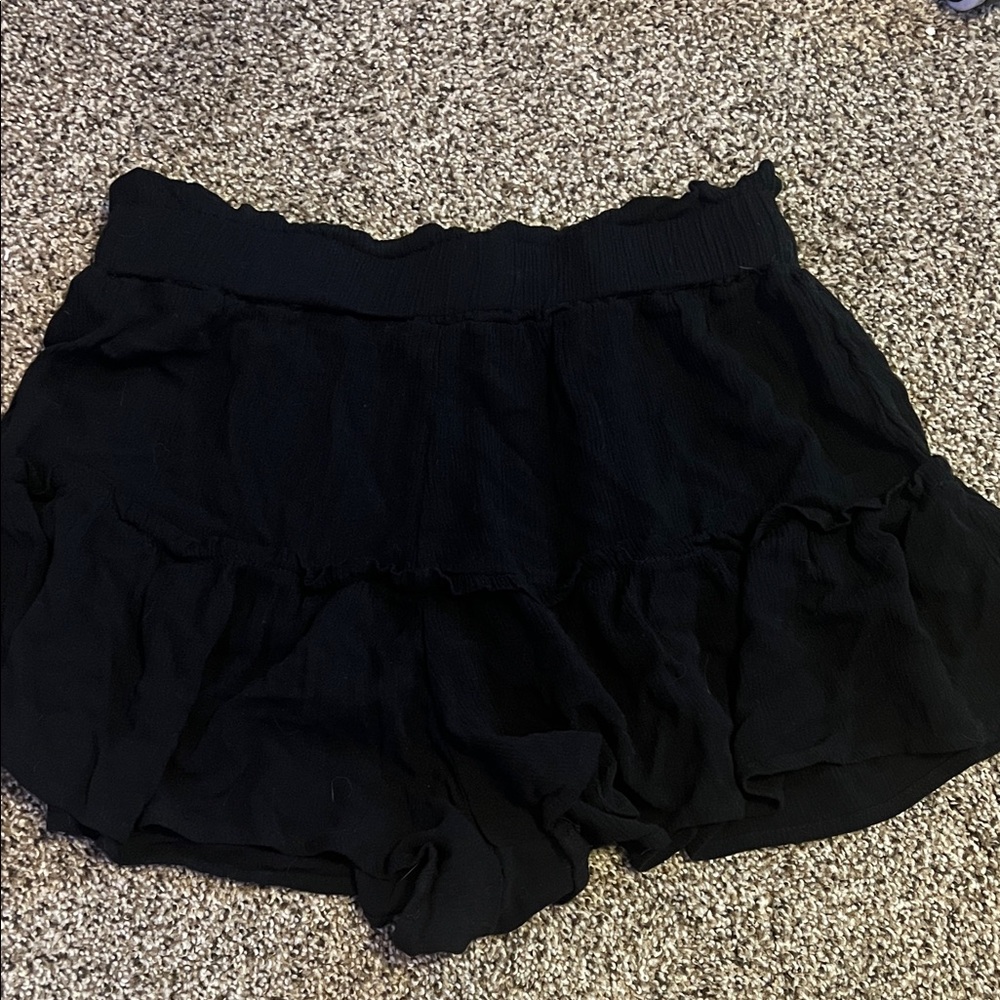 Vanilla Star Black Women's Ruffled Skorts